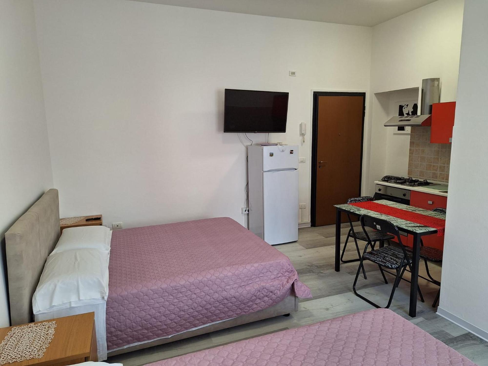 Giada Rooms 佩斯基耶拉德加达 外观 照片
