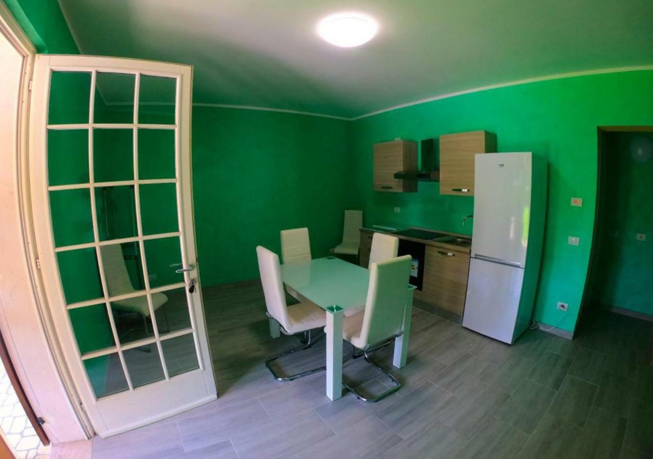 Giada Rooms 佩斯基耶拉德加达 外观 照片