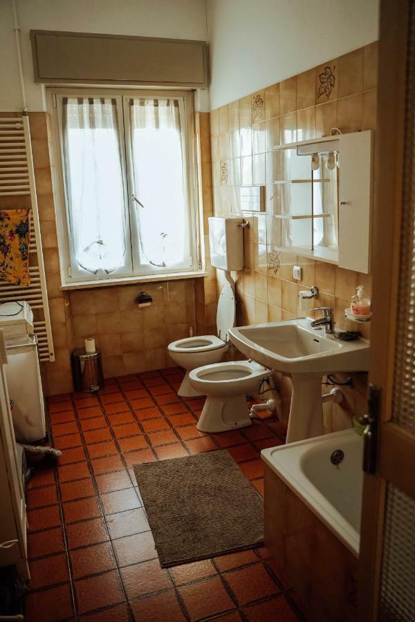 Giada Rooms 佩斯基耶拉德加达 外观 照片