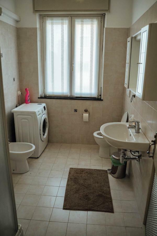 Giada Rooms 佩斯基耶拉德加达 外观 照片